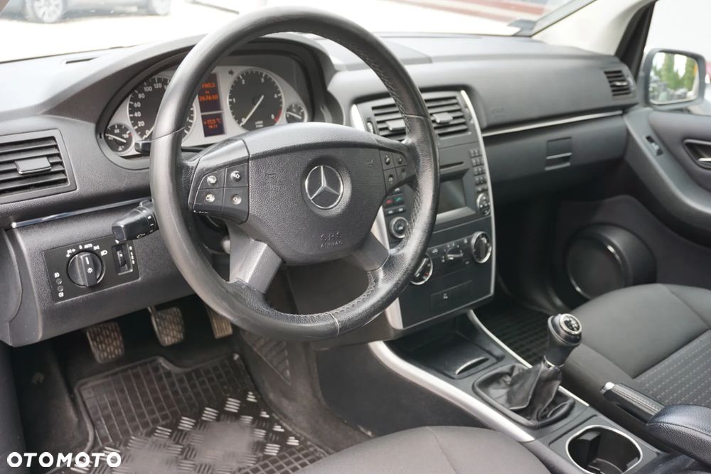 Mercedes-Benz Klasa B 180 CDI EU5 - 8