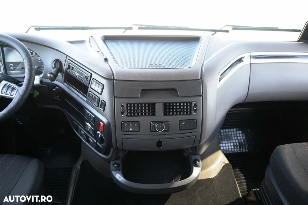 DAF XF 480 / CORTINĂ 7.7 M / SSC / 6X2 / I-PARK COOL / PUNTE RIDICATĂ / - 31