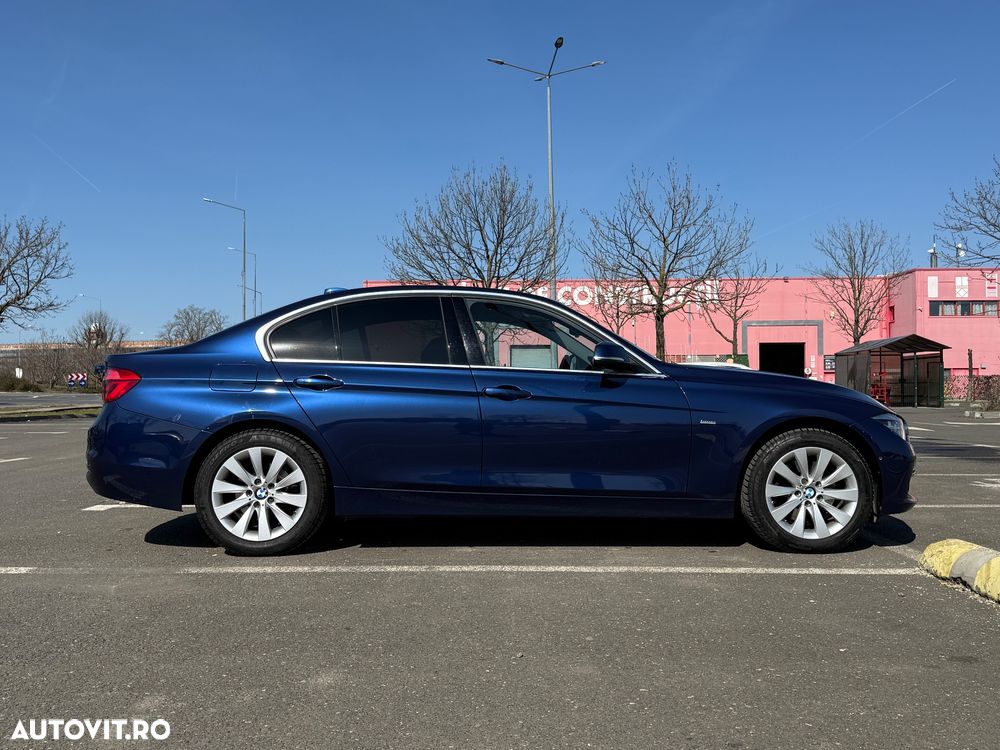 BMW Seria 3 330i xDrive AT Luxury Line - 8