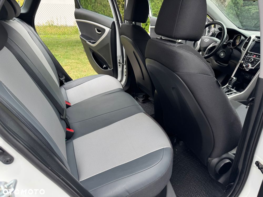 Hyundai i30 1.6 CRDI DCT Premium - 25