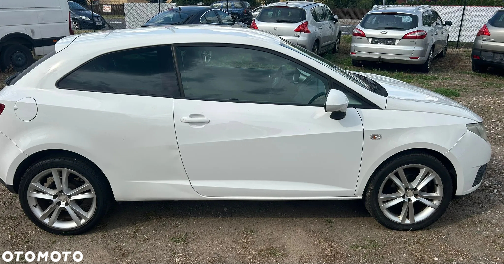 Seat Ibiza 1.6 16V Reference - 4