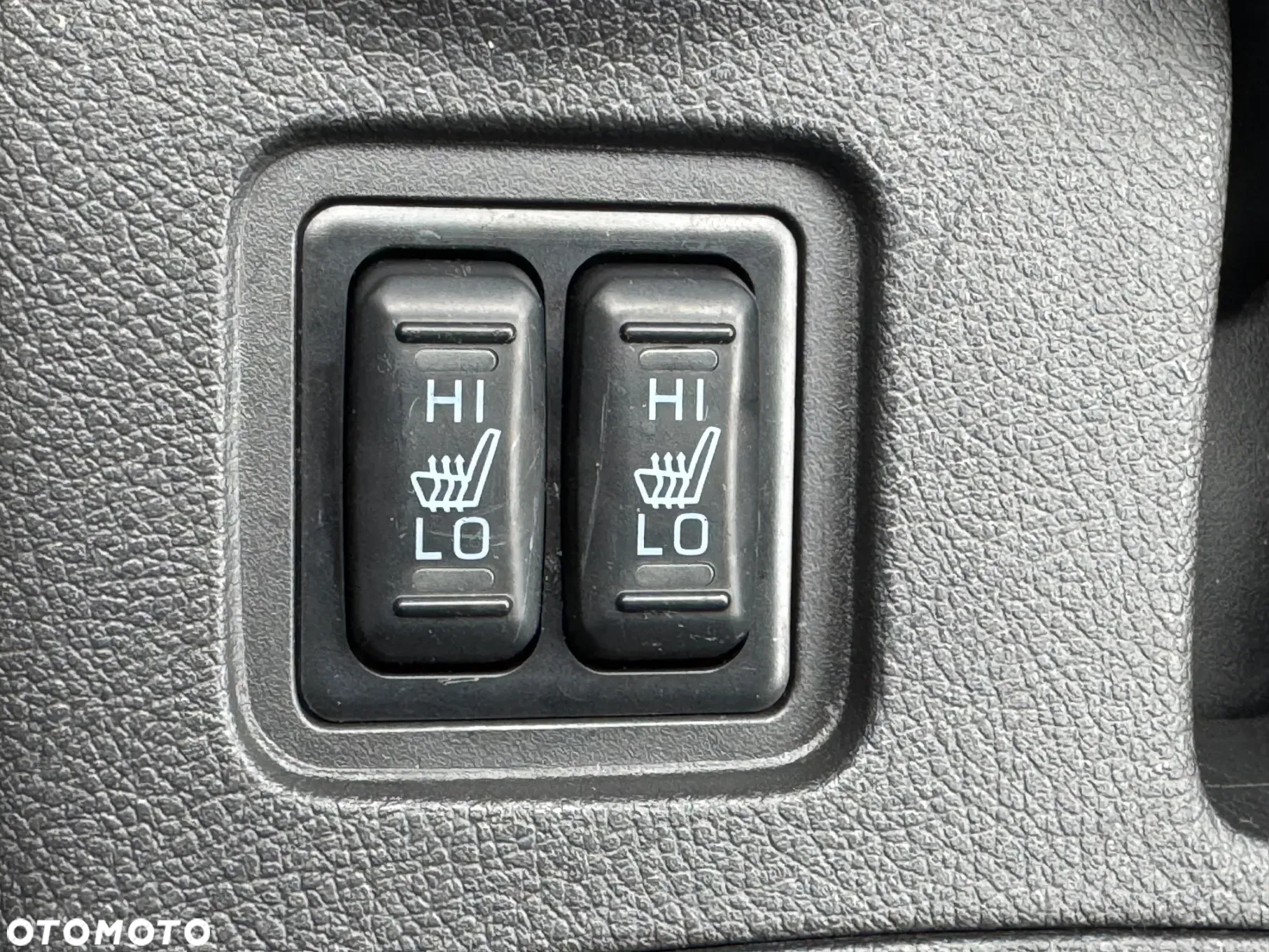 Mitsubishi Outlander PHEV Instyle NAVI + - 18