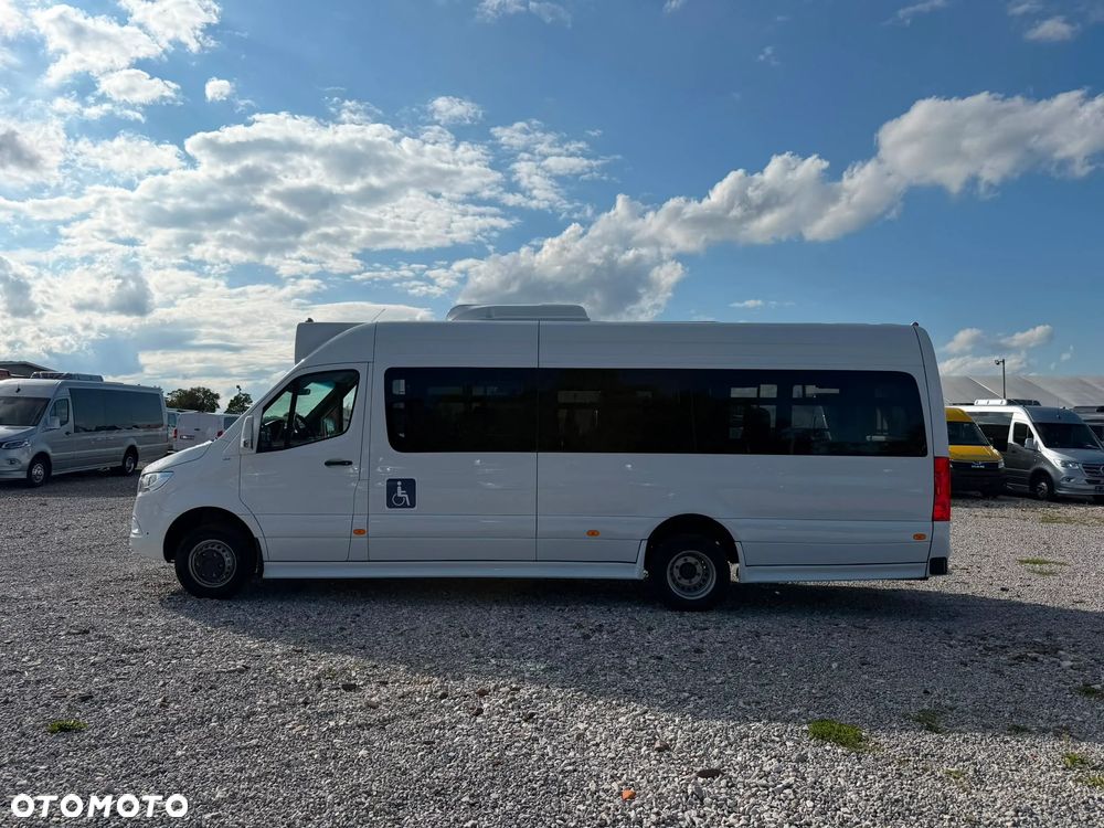 Mercedes-Benz Sprinter 519 - 8