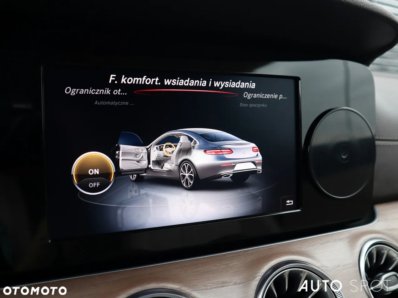 Mercedes-Benz Klasa E 220 d Coupe 9G-TRONIC - 29
