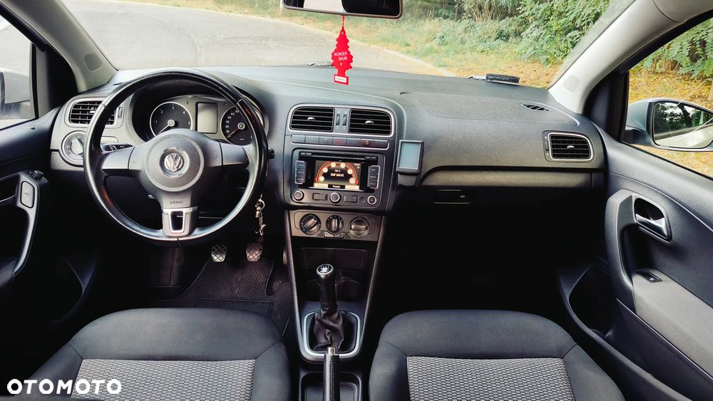 Volkswagen Polo - 10