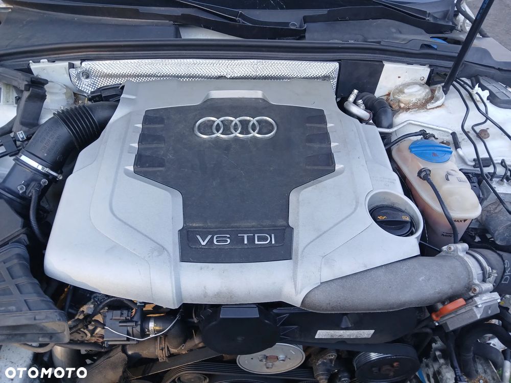 AUDI A4,B8,A5.3L,TDI.SILNIK KOMPLETNY CEGA - 1