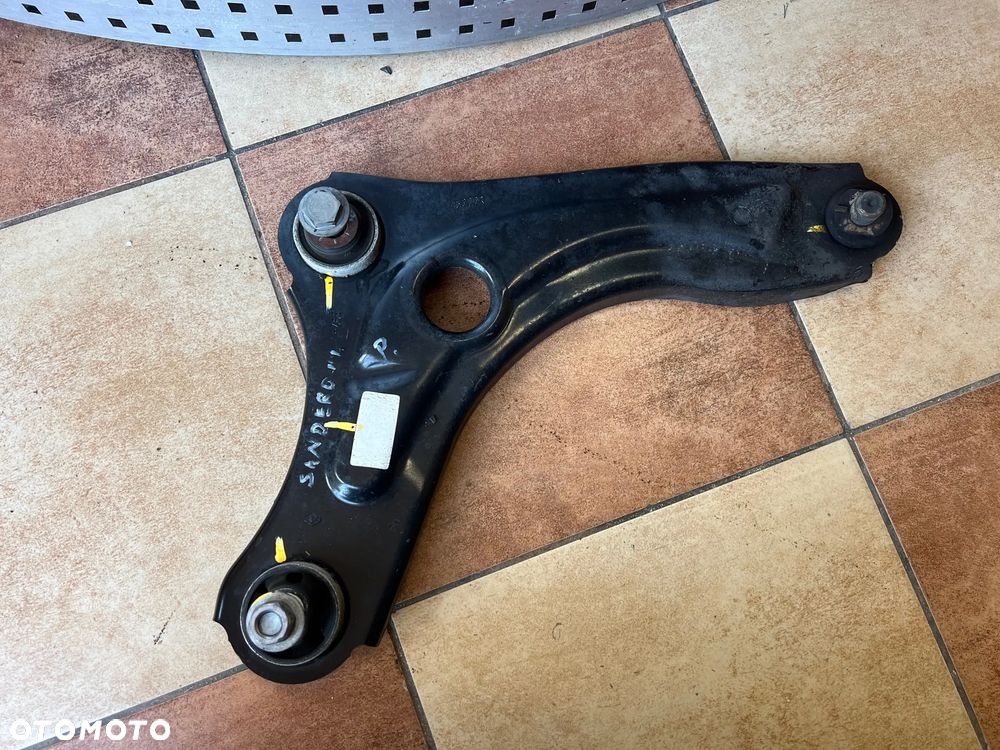 WAHACZ WAHACZE PRAWY DACIA SANDERO III 45022R - 1