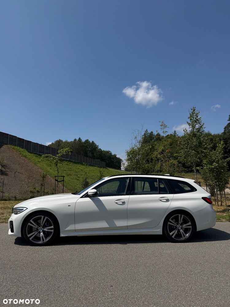 BMW Seria 3 320i M Sport - 4