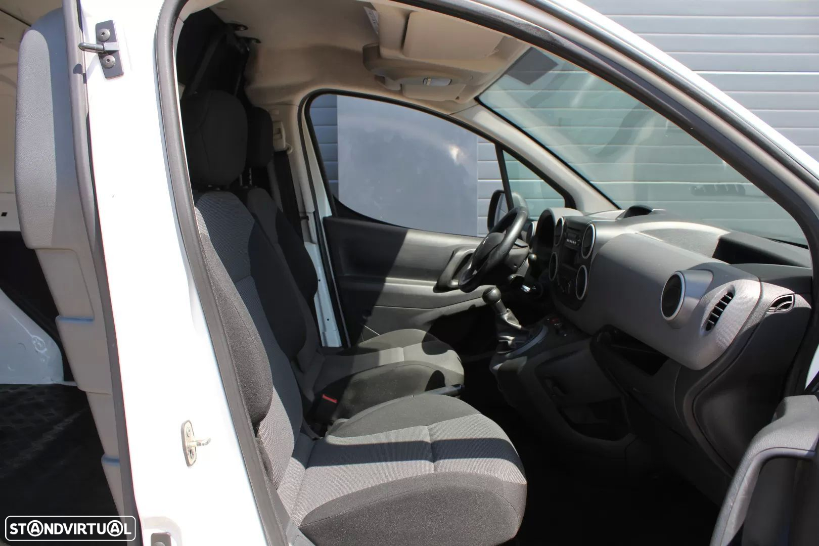 Peugeot partner 1.6 blue-hdi confort l1 - 11