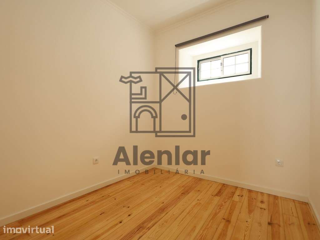 Arrenda-se Apartamento T3 no centro da Vila de Alenquer - Grande imagem: 4/12