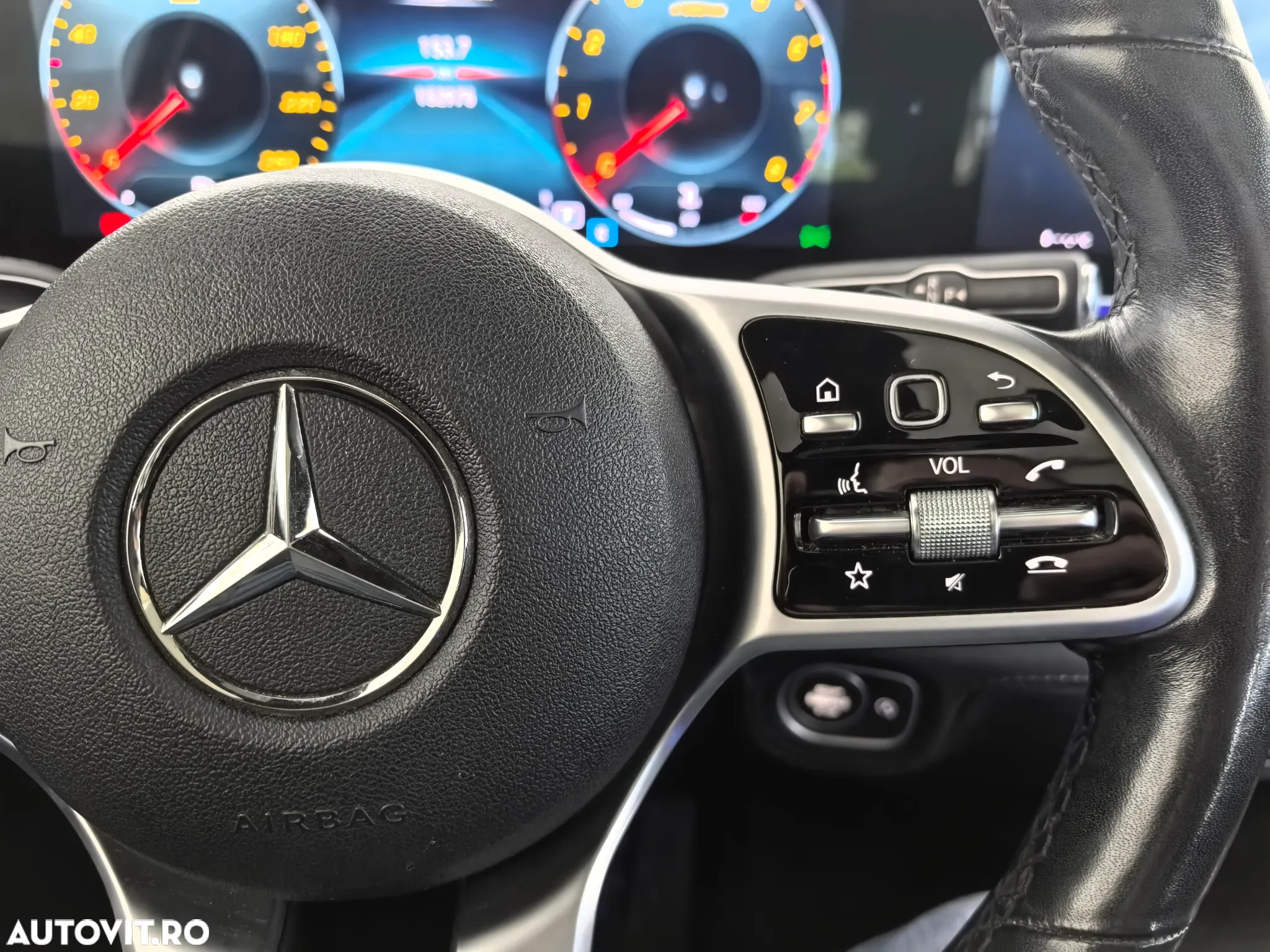 Mercedes-Benz GLE - 18