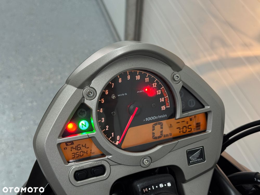 Honda Hornet - 18