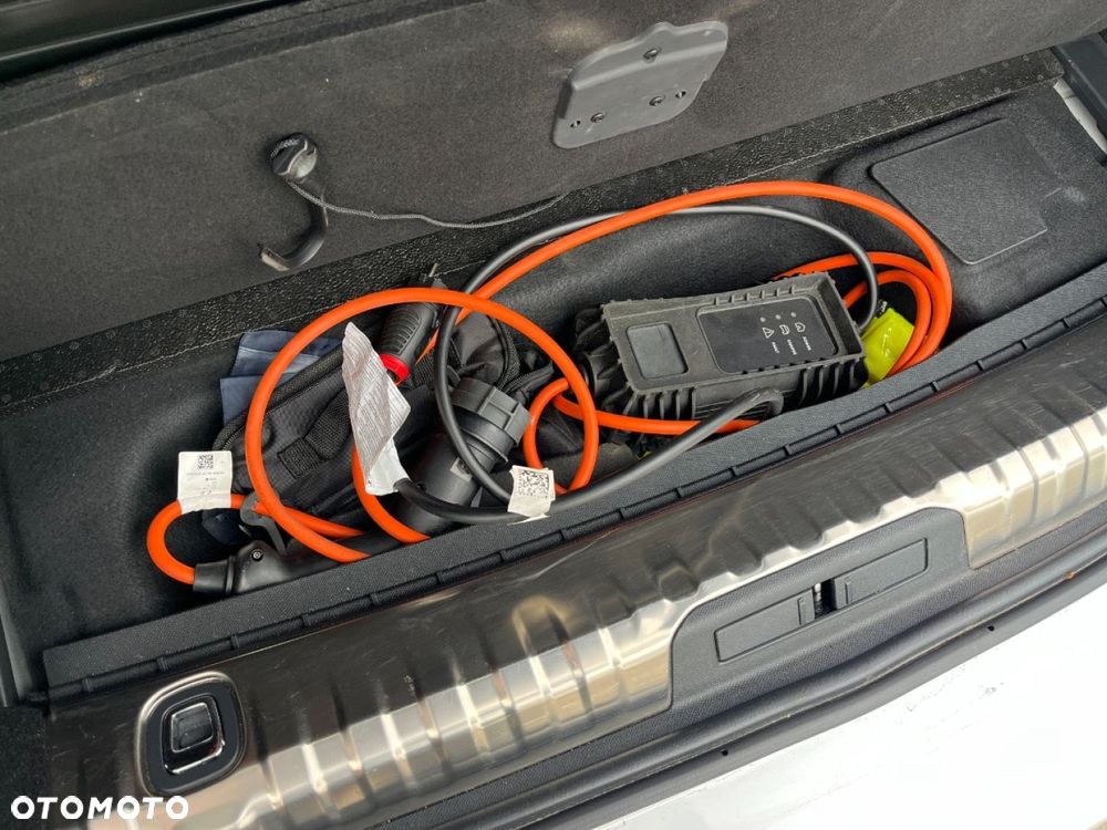 Peugeot 508 SW Hybrid 225 e-EAT8 Allure Pack - 33
