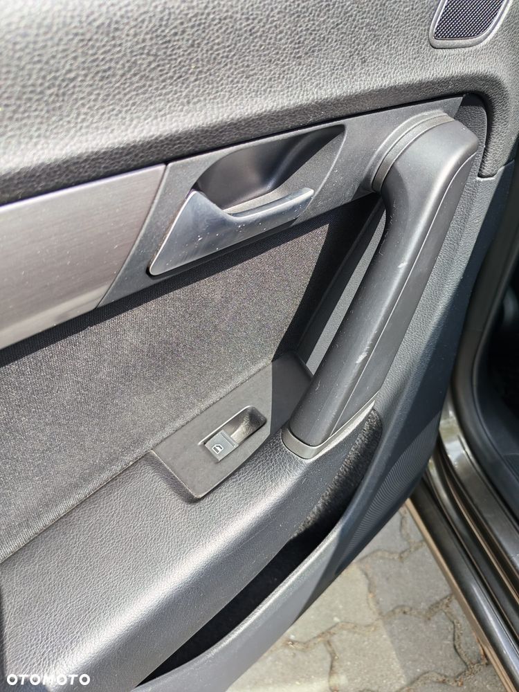 Volkswagen Passat 2.0 TDI Comfortline R-Style DSG - 25