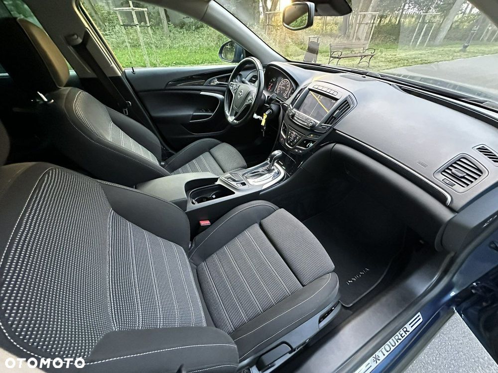 Opel Insignia - 32