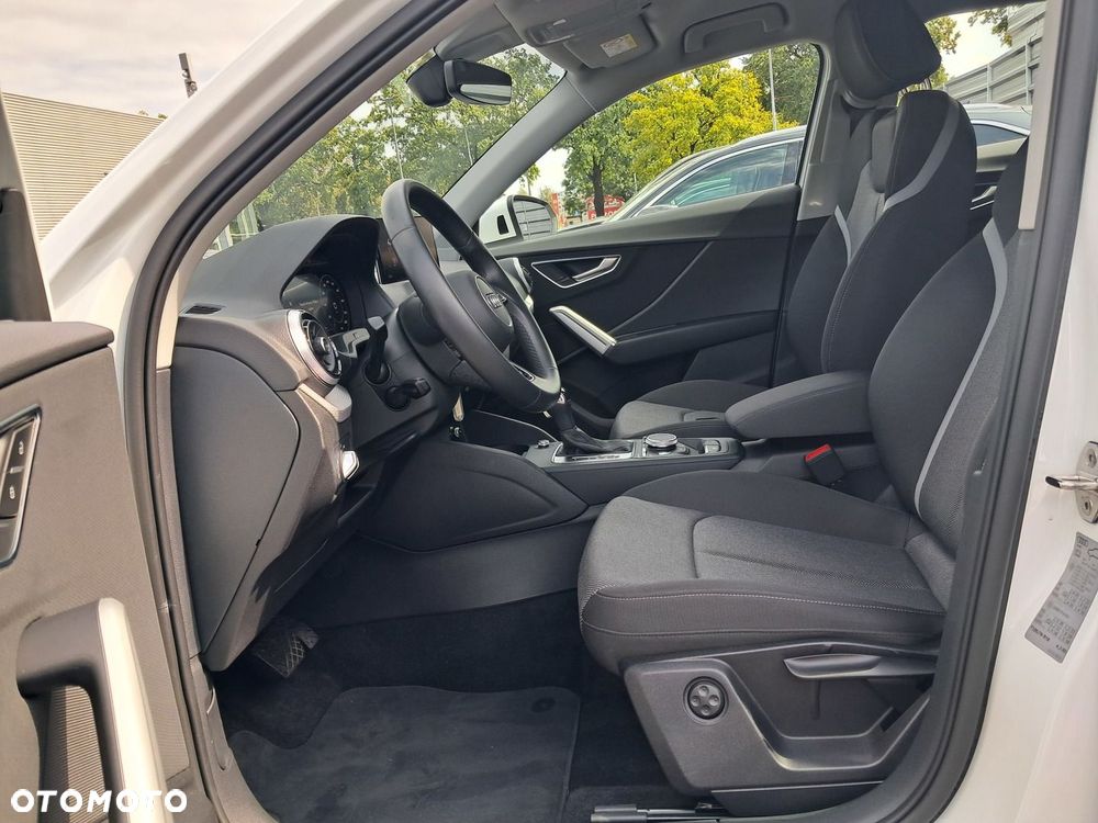 Audi Q2 35 TFSI S tronic - 12