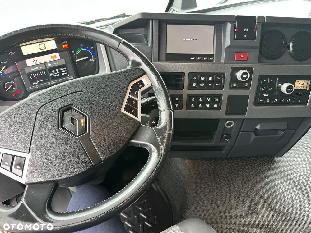 Renault T480 - 9