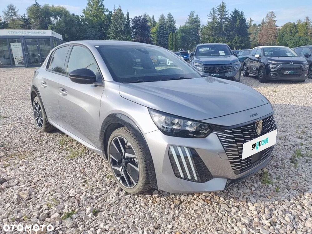 Peugeot 208 - 3