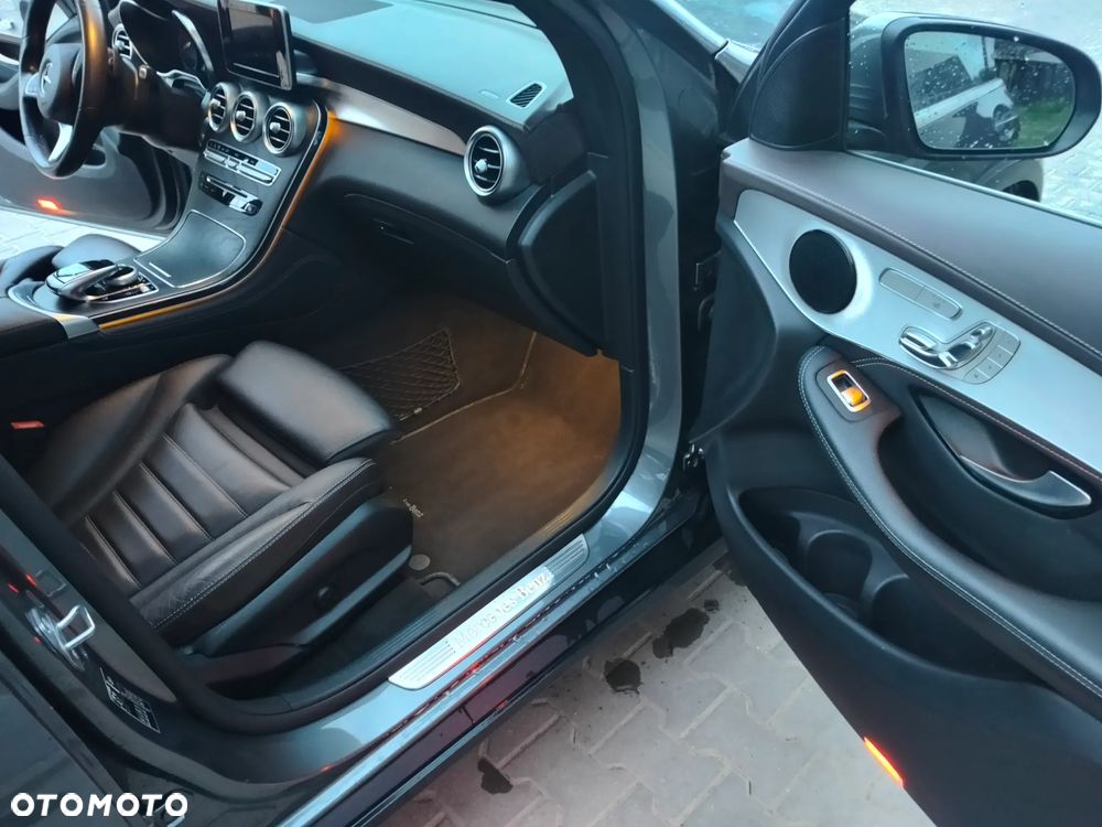 Mercedes-Benz GLC - 9