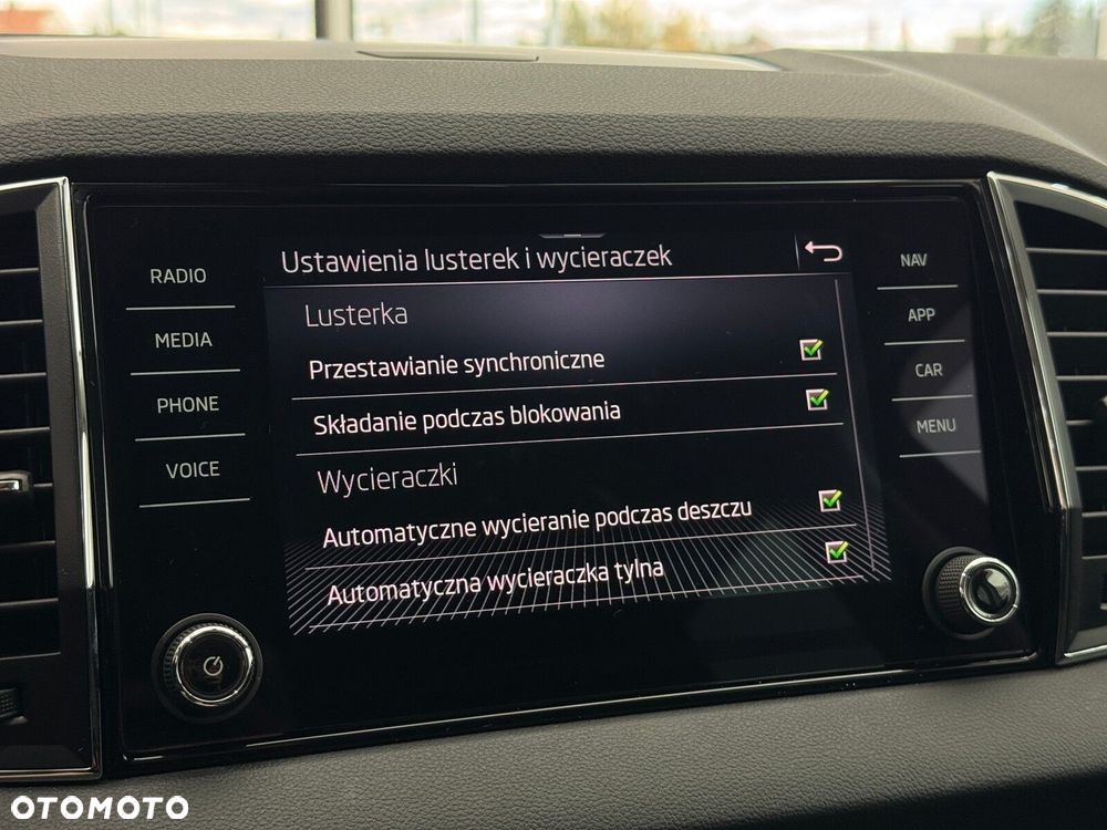 Skoda Karoq 1.5 TSI ACT Ambition DSG - 33