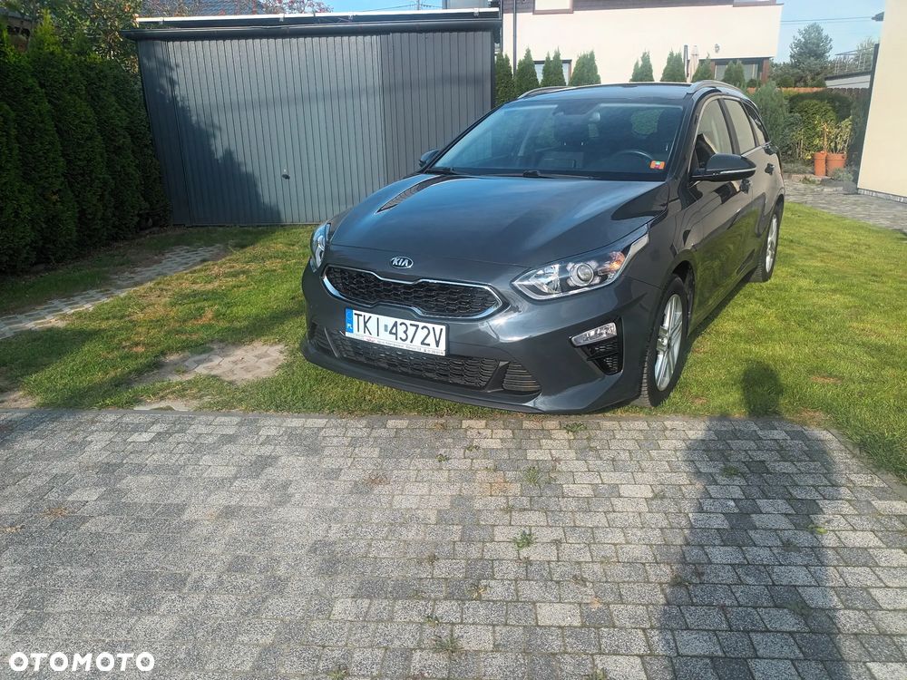 Kia Ceed - 1
