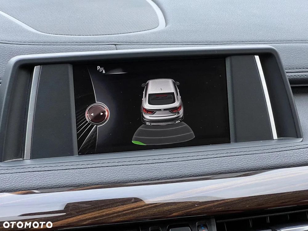 BMW X6 xDrive50i - 27