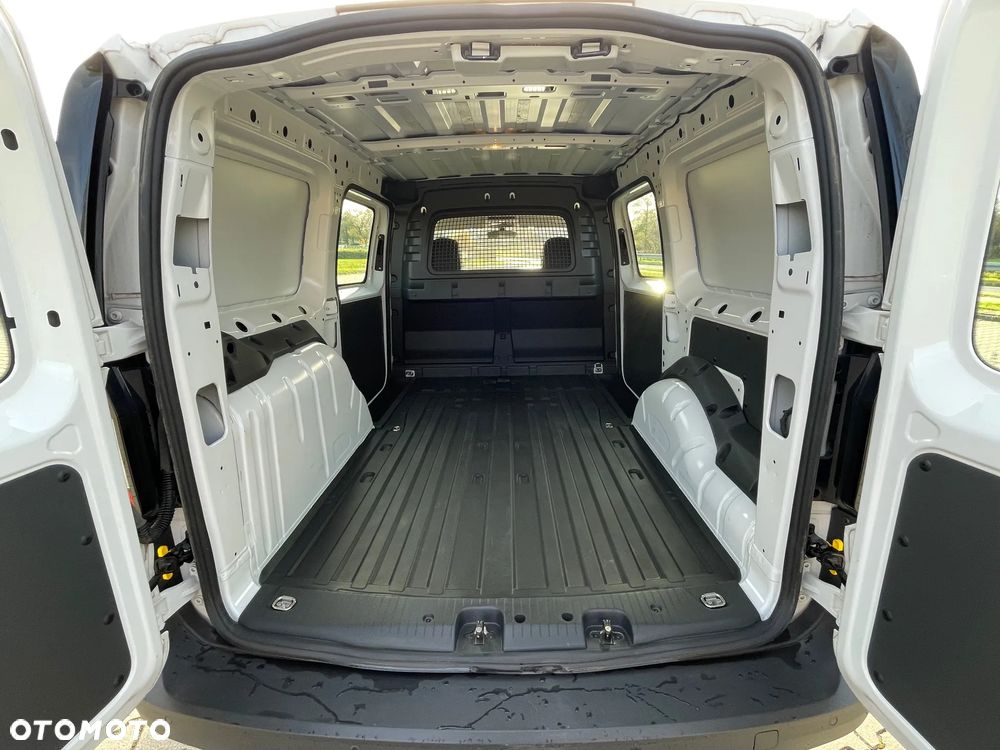 Volkswagen Caddy MAXI Cargo - 14