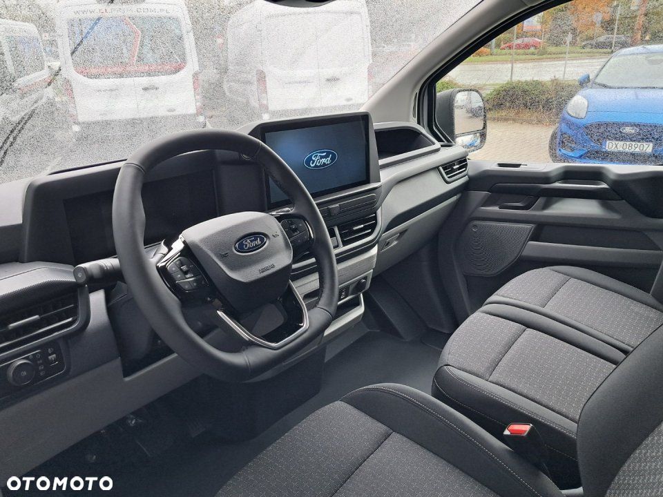 Ford Transit Custom - 13