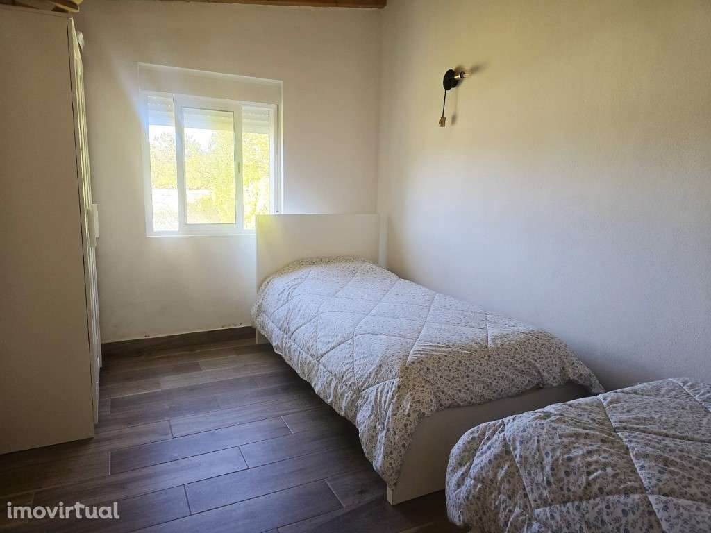 Moradia T2 com quintal - Grande imagem: 4/7