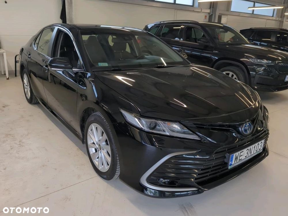Toyota Camry 2.5 Hybrid Comfort CVT - 2