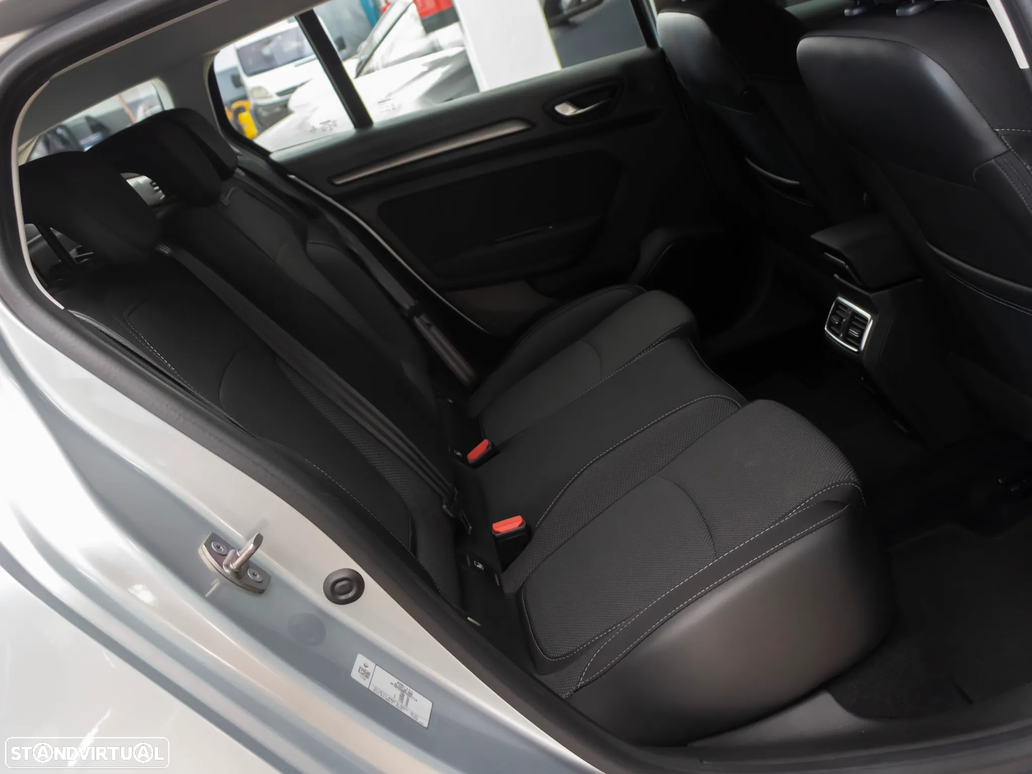 Renault Mégane Sport Tourer 1.5 Blue dCi Limited - 11