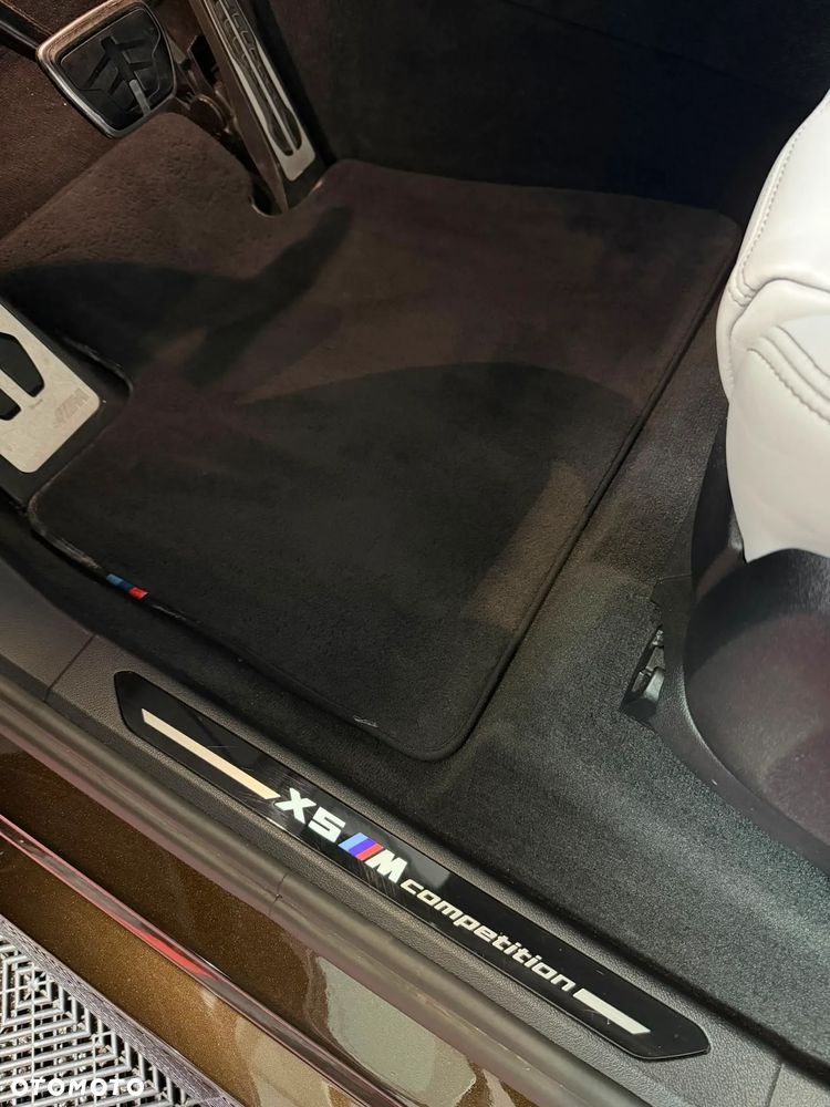 BMW X5 M Competition - 12