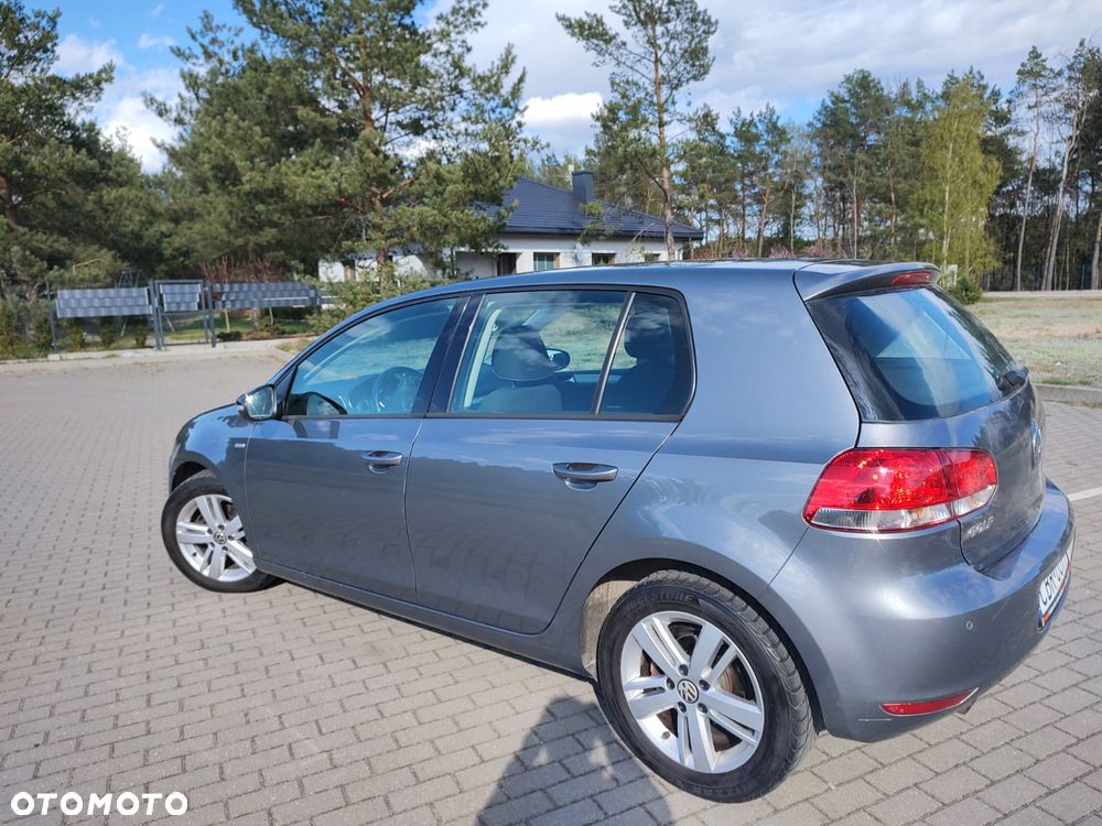 Volkswagen Golf 1.6 TDI DPF BlueMotion Technology MATCH - 8