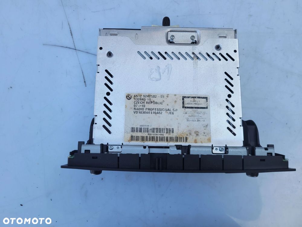 RADIO BMW PROESSIONAL CD E81 E82 E84 E87 E88 E89 E90 E91 E92 E93 9242502 - 2
