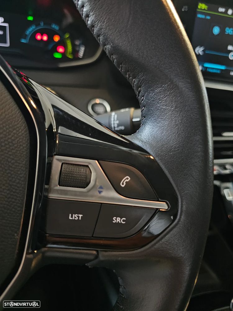 Peugeot e-208 Active - 30