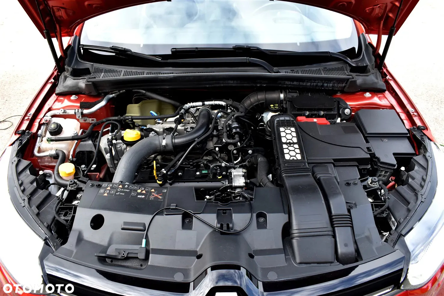 Renault Megane ENERGY TCe 130 EDC BOSE EDITION - 35