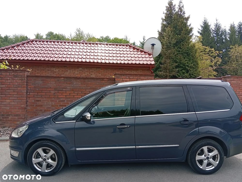 Ford Galaxy - 40