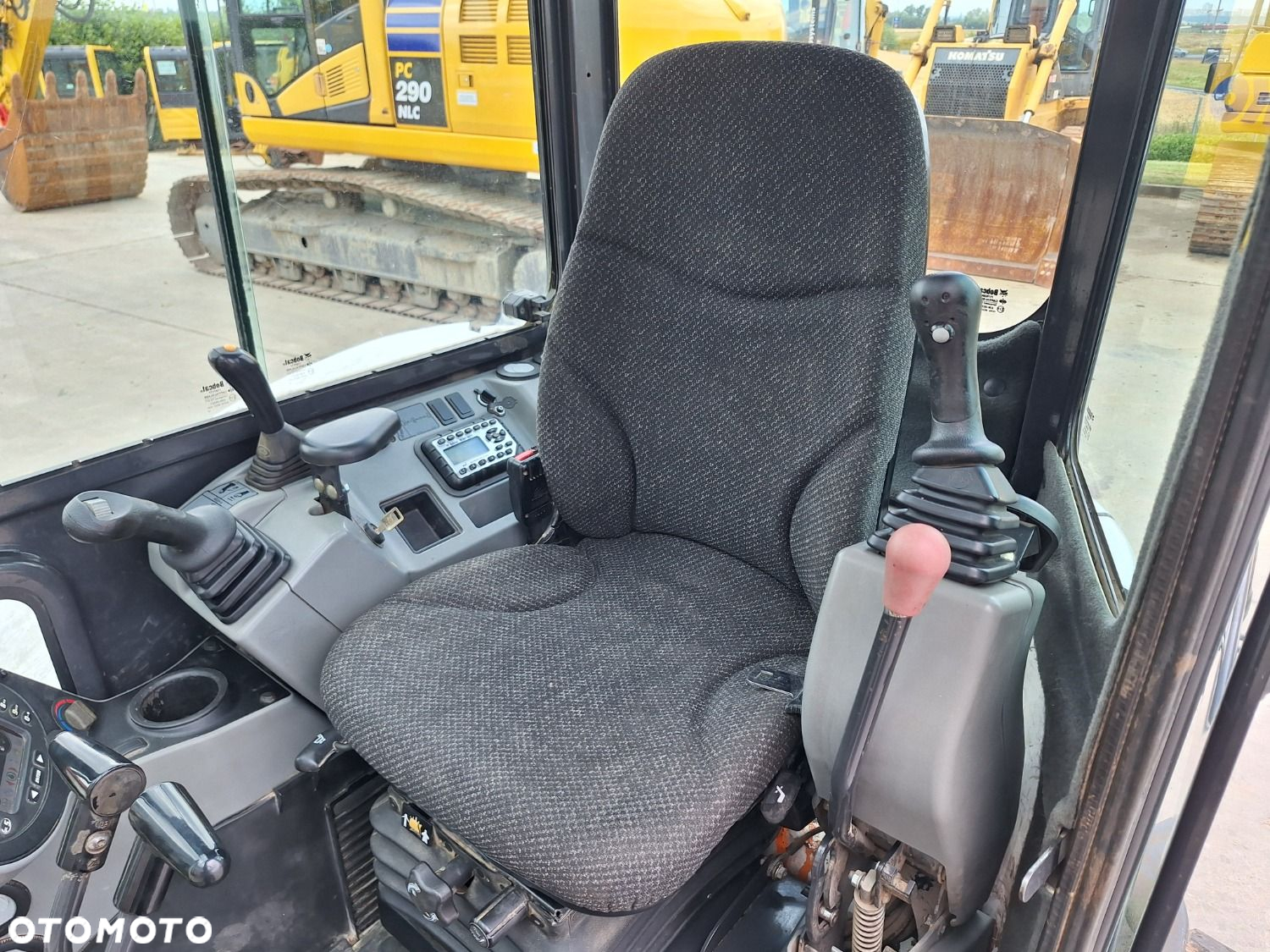 Bobcat E50 - 10