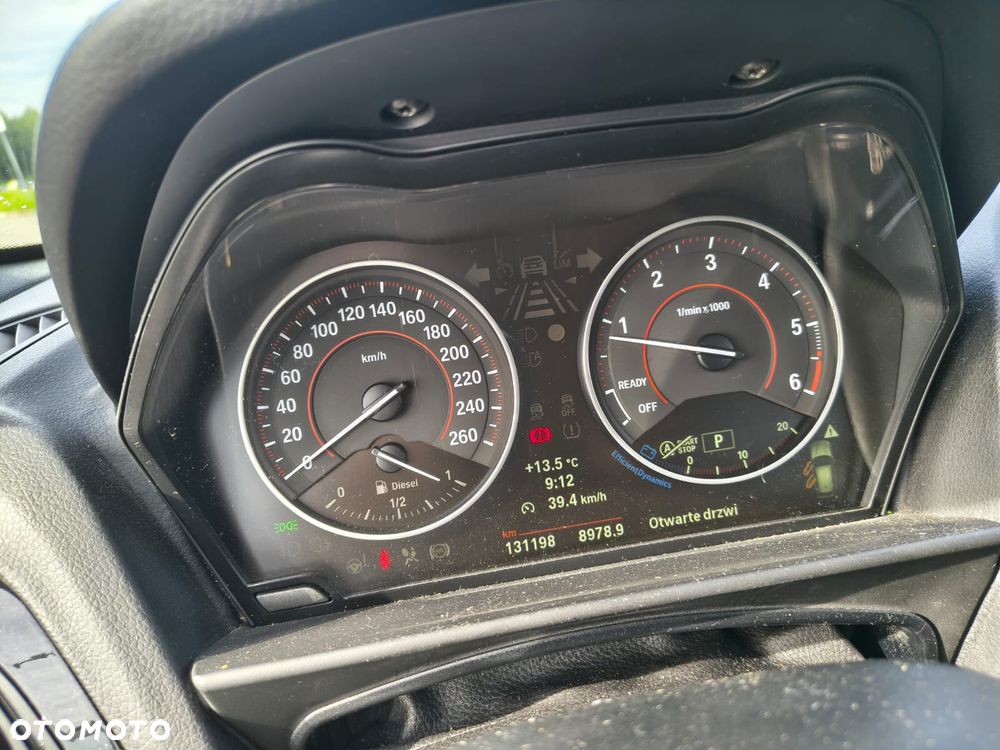 BMW Seria 1 118d Sport Line - 10