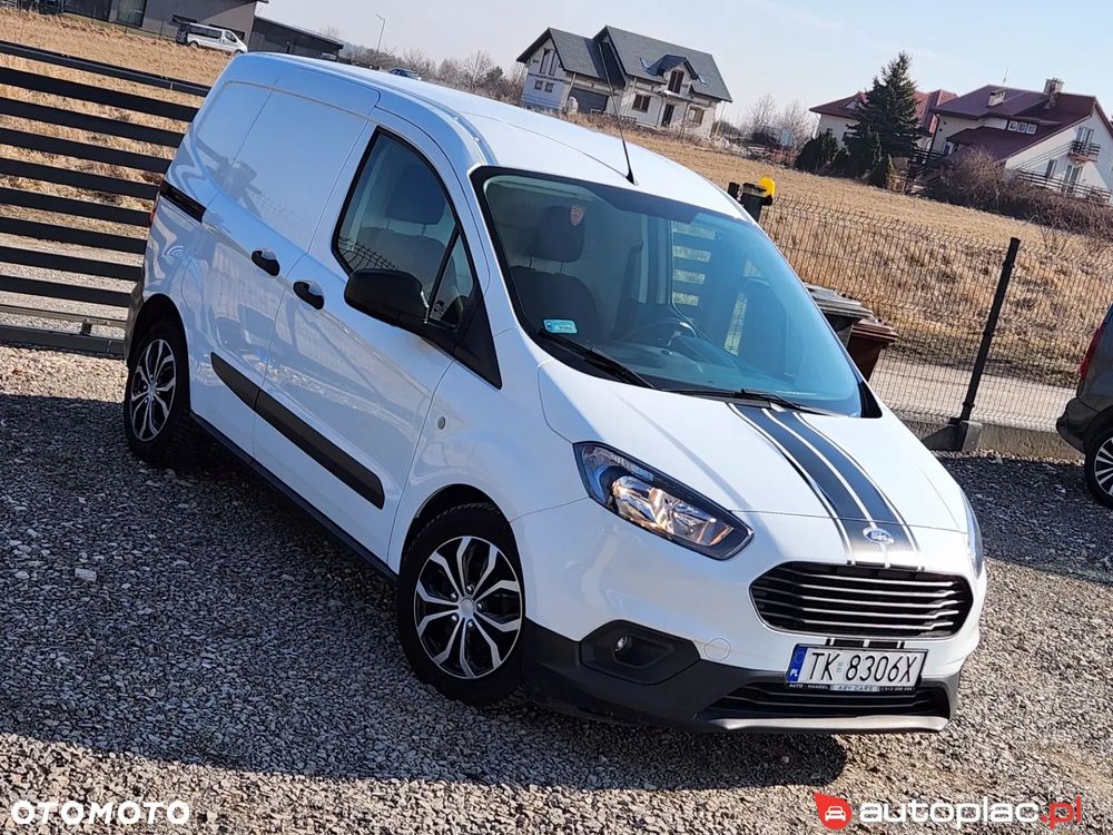 Ford Transit courier - 13