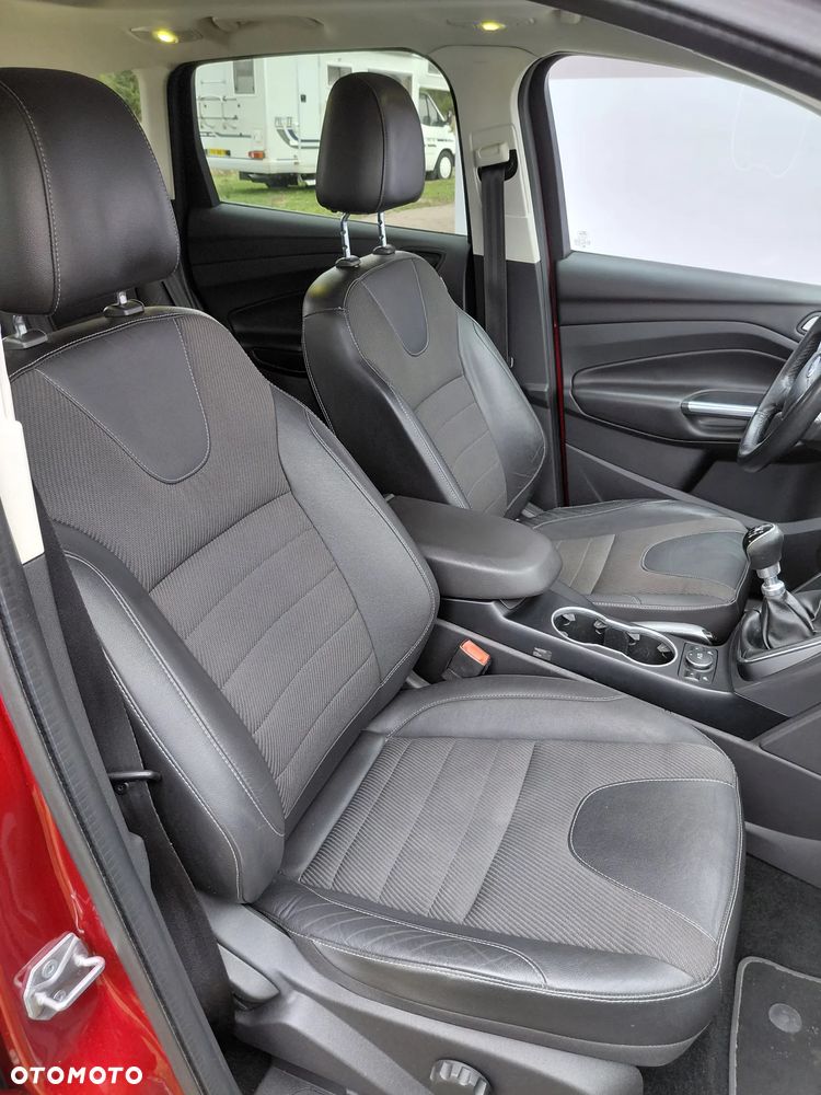 Ford Kuga 2.0 TDCi 2x4 Individual - 8