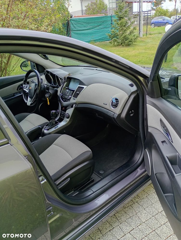 Chevrolet Cruze - 5