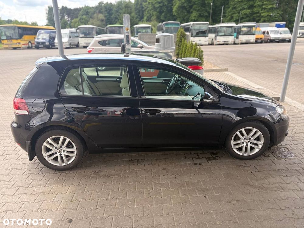 Volkswagen Golf - 4