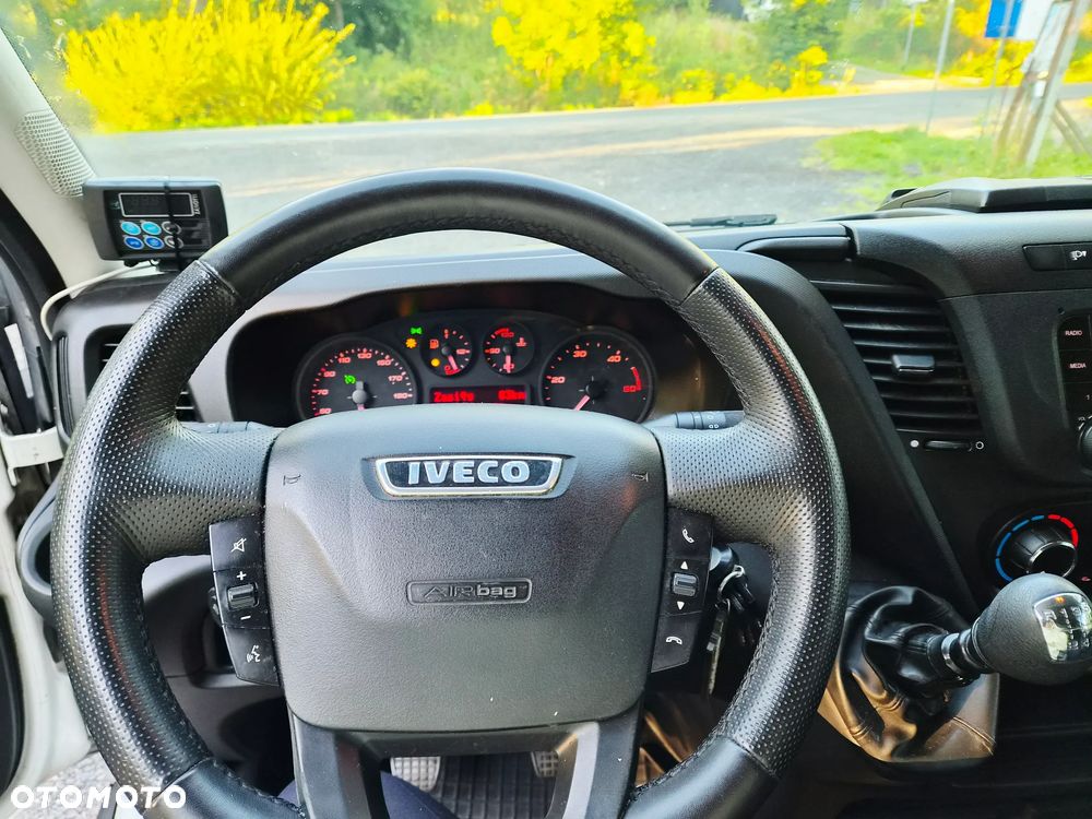Iveco DAILY - 18