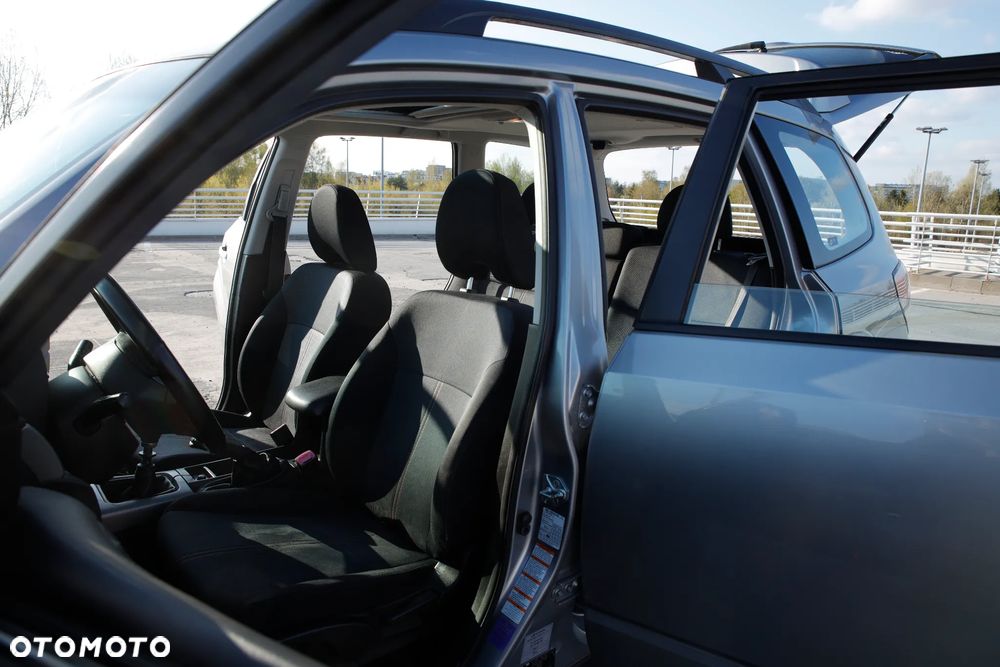 Subaru Forester 2.0D XE 000 - 16