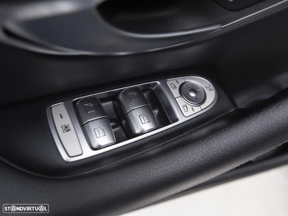 Mercedes-Benz E 300 de 4Matic 9G-TRONIC - 15