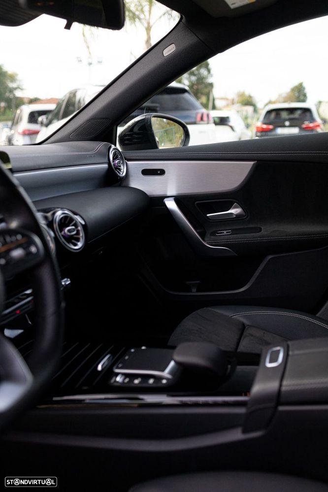 Mercedes-Benz A 250 e 8G-DCT Edition AMG Line - 19