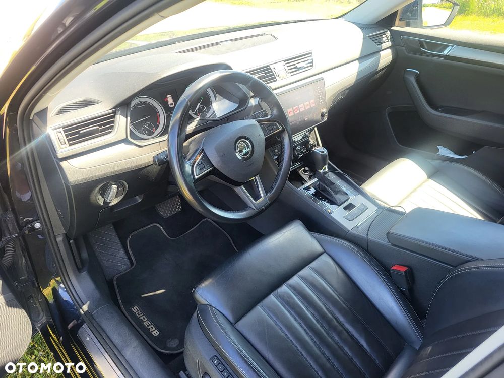 Skoda Superb 2.0 TDI SCR Style DSG - 9