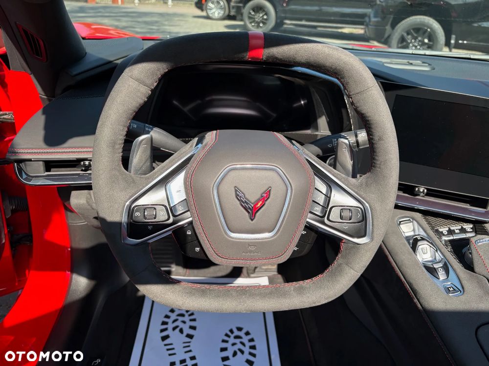 Chevrolet Corvette - 22