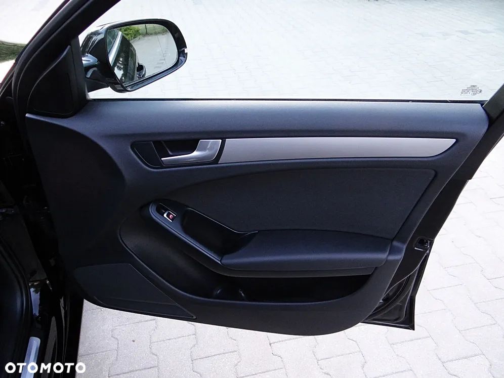 Audi A4 Avant 2.0 TDI DPF Attraction - 27